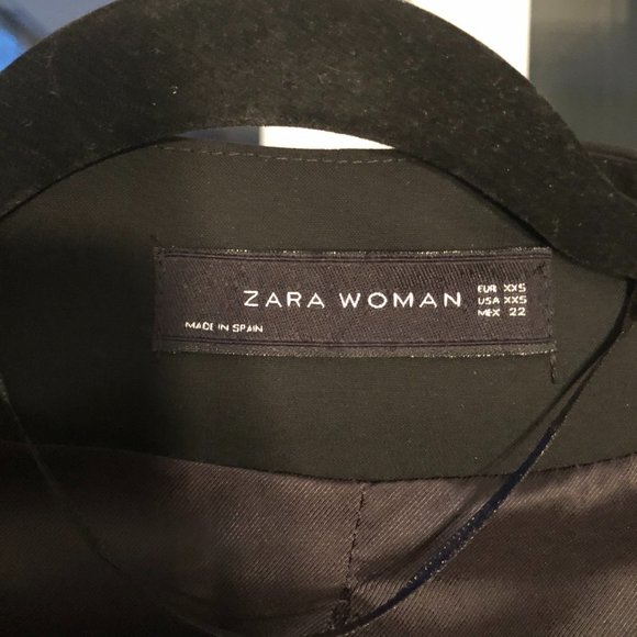 Zara Black Blazer - Picture 3 of 4